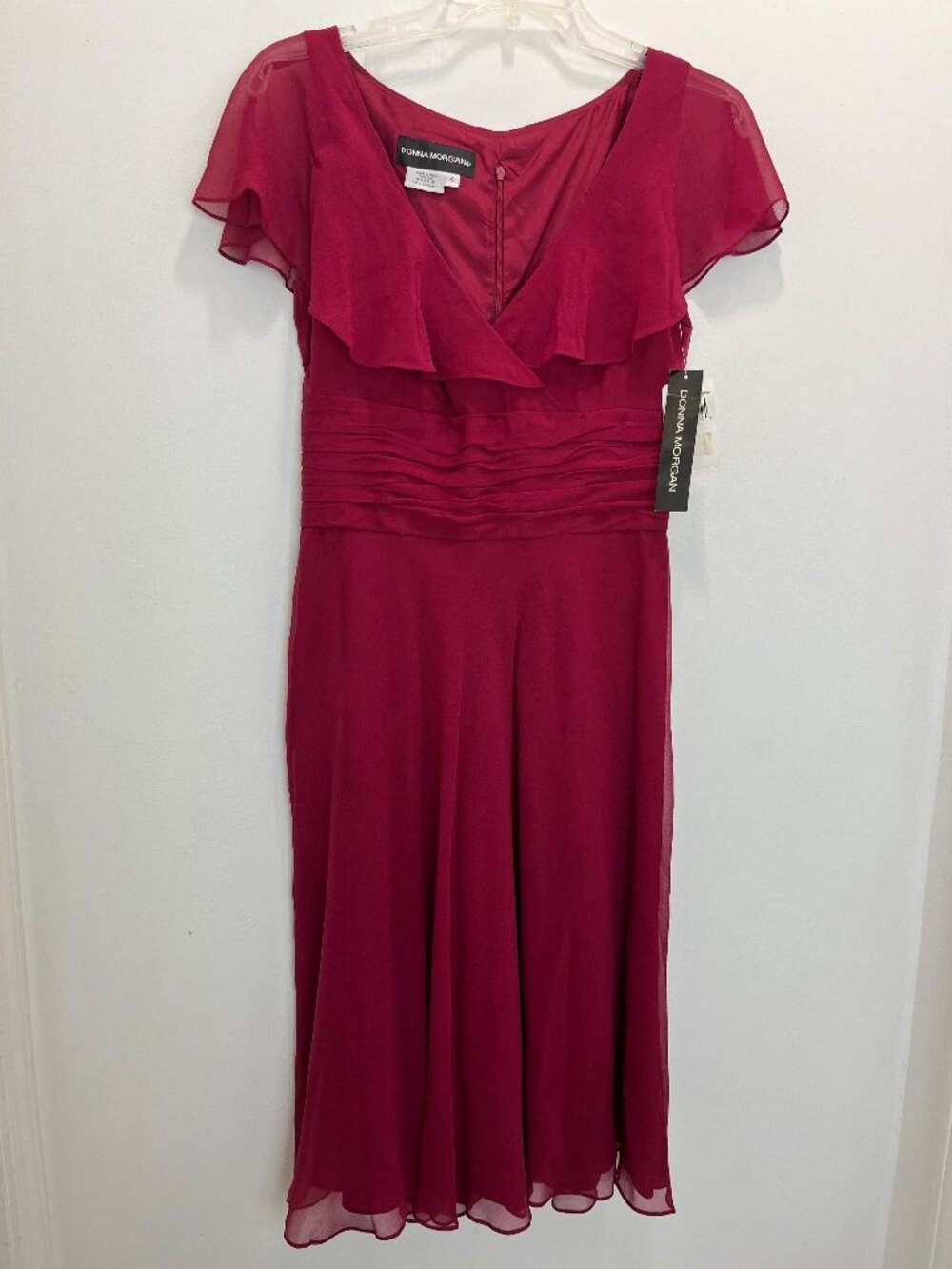 Donna Morgan Womens Burgundy V Neck Ruched Bodice Midi Dress 6 Silk New